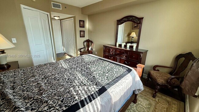 Foto del edificio - 2665 SW 37th Ave