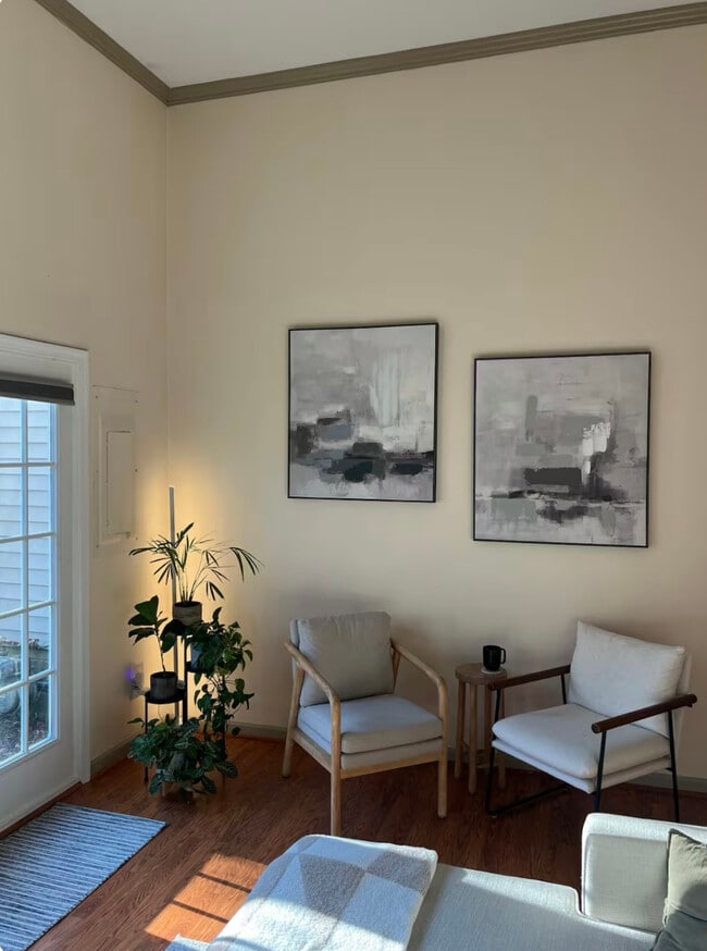 Foto del edificio - 937 Huntwood Ln