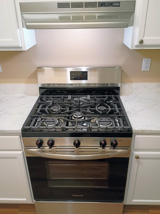 Foto del edificio - 41315 Sequoia Ln