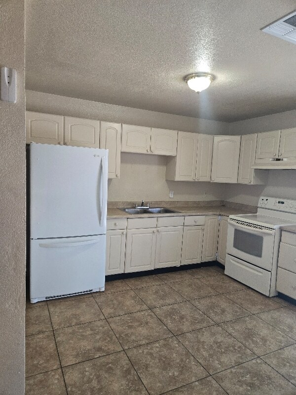 Foto principal - 800 N Jones Blvd
