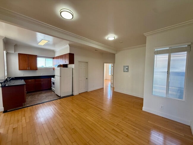 Photo - 2068 McAllister Street-2068 Apartment