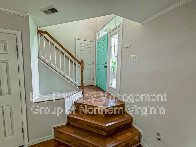 Foto del edificio - 45525 Overmountain Sq