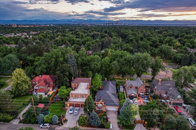 Building Photo - Luxury Denver Home For Rent