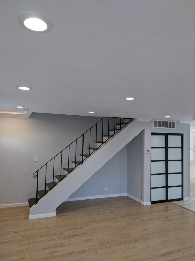 Foto del edificio - 2638 Fisher Ave