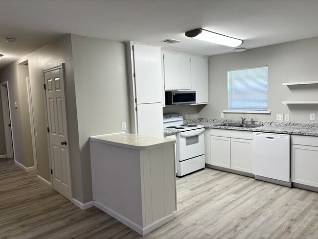 Foto del edificio - 340 Calhoun Ave