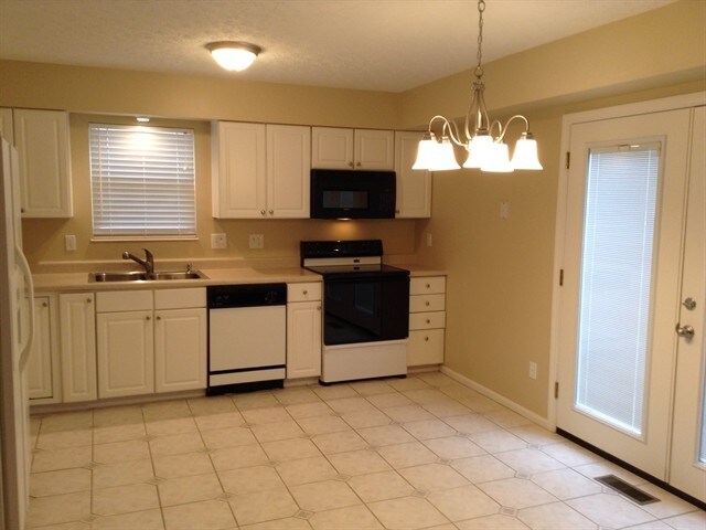 Building Photo - 989 Vixen Drive