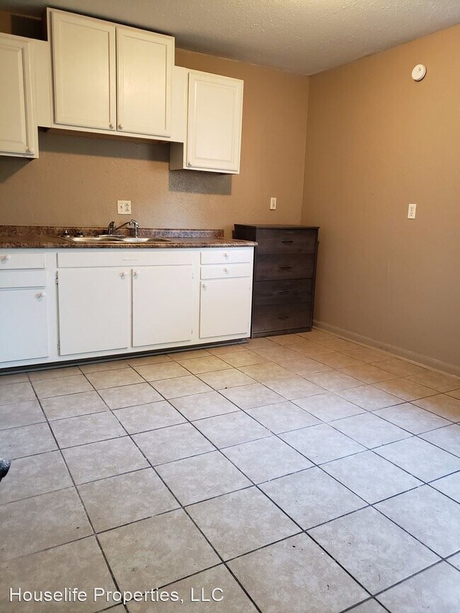 Foto del edificio - 3 br, 1 bath House - 4901 Ralph St