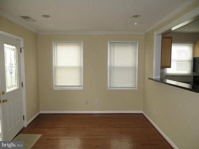 Building Photo - 50 E Reed Ave