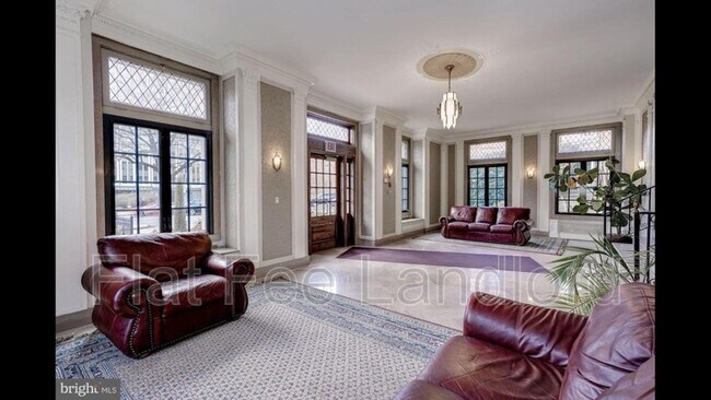 Foto del edificio - 1101 L St NW