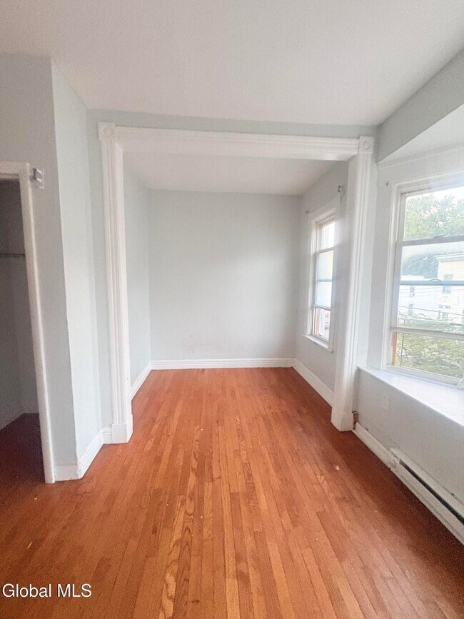 Foto del edificio - 356 2nd St