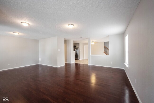 Foto del edificio - 14391 Banister Dr