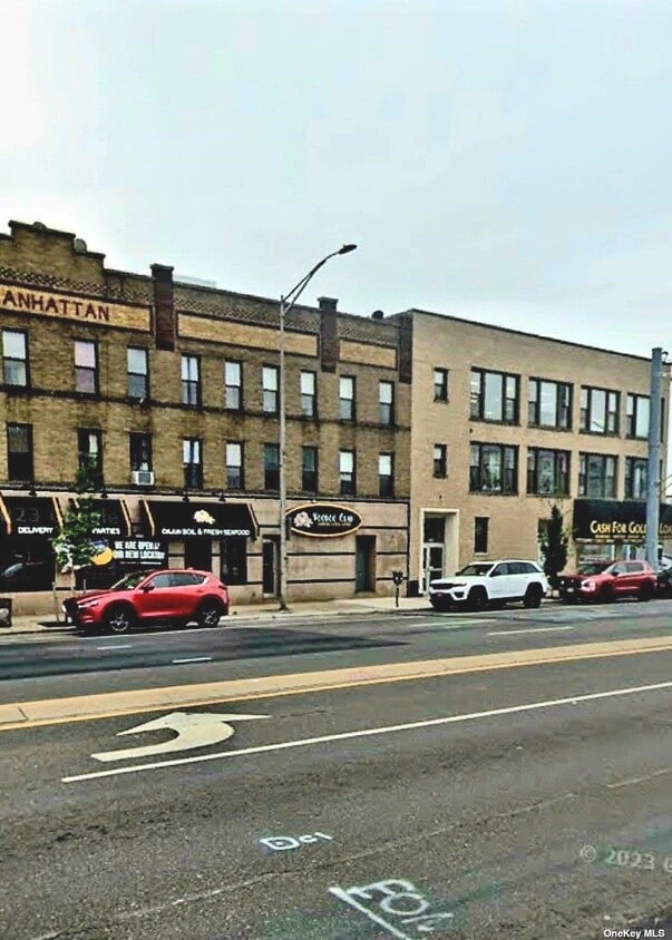 Primary Photo - 204 Sunrise Hwy