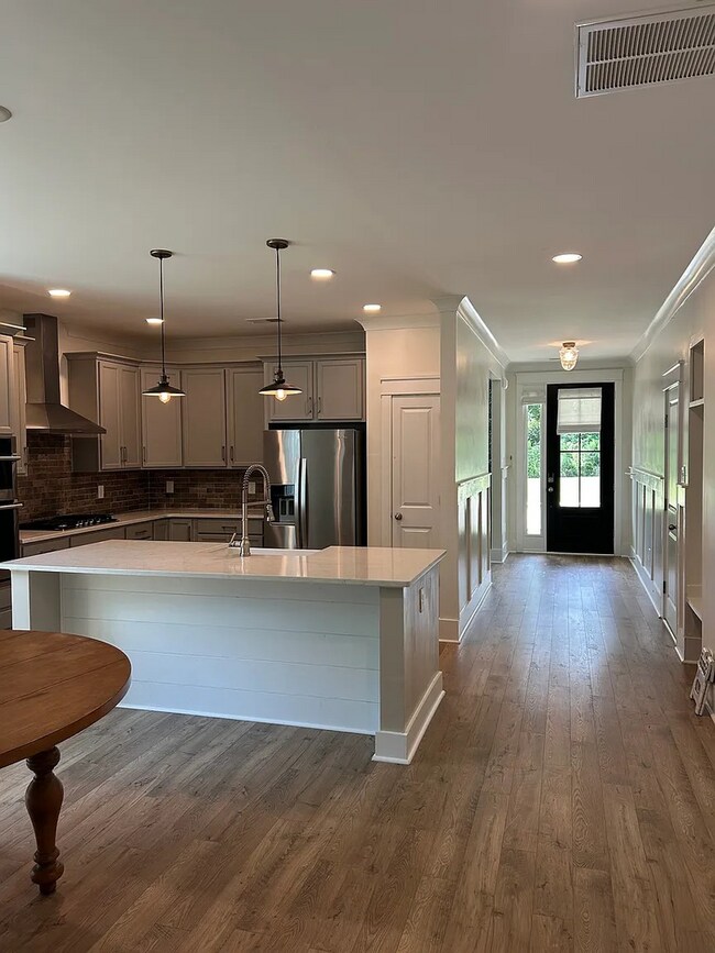 Foto del edificio - Beautiful 4 bedroom 3.5 Bath home Duncan, SC