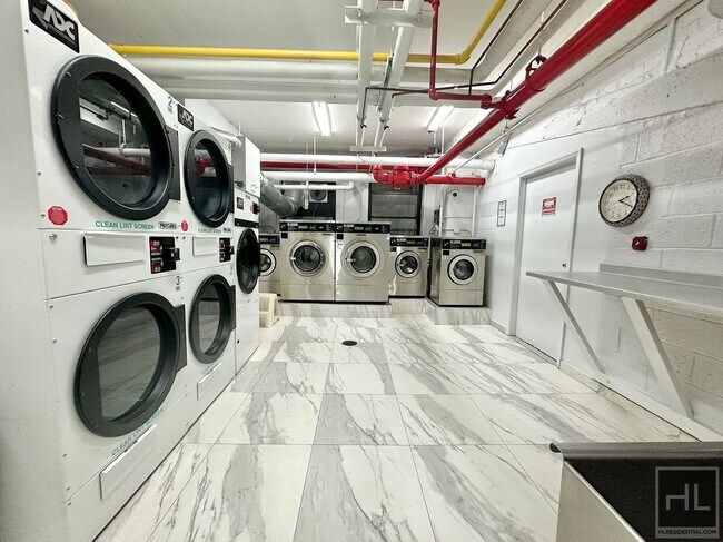 Foto del edificio - EAST 55 STREET