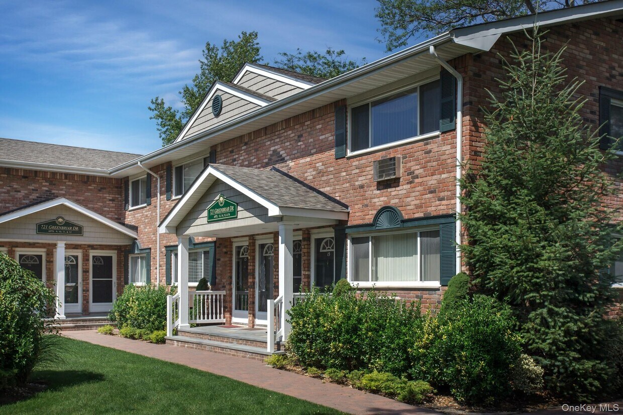 Foto principal - 50 Chelsea Ct