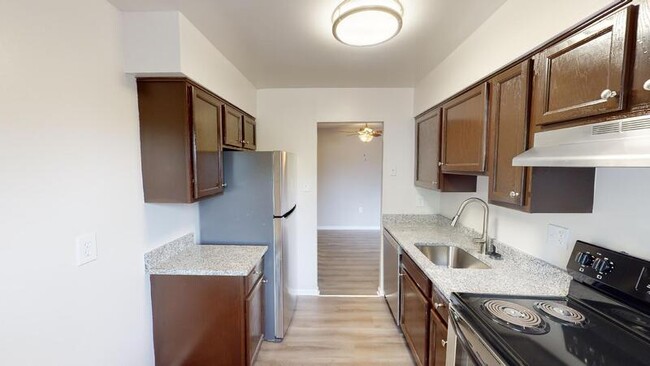 Foto del edificio - 3412 Aurora Ln