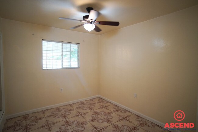 Building Photo - Charming 4 Bedroom, 2 Bathroom Home in Delano