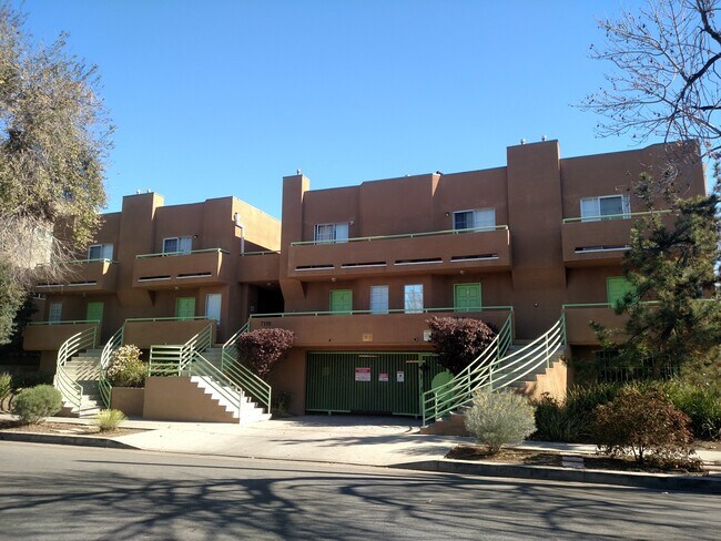 Building Photo - 7110 Jordan Ave