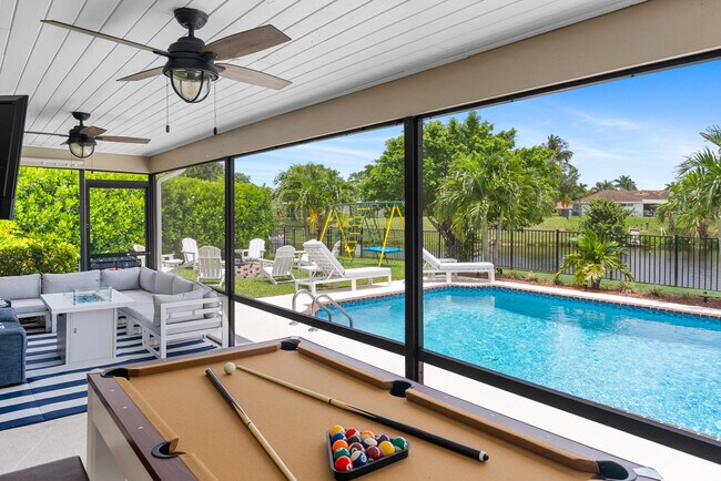 Foto del edificio - 12875 Guilford Cir