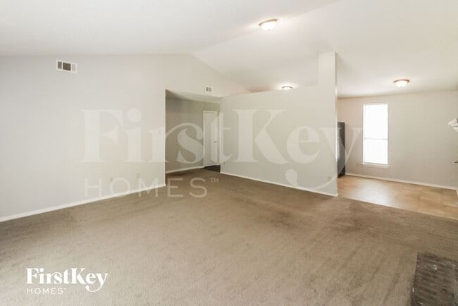 Building Photo - 4375 Burnette Pl