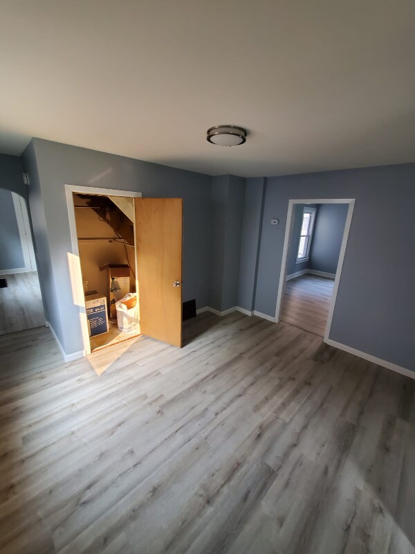 Building Photo - 3 Schubert St