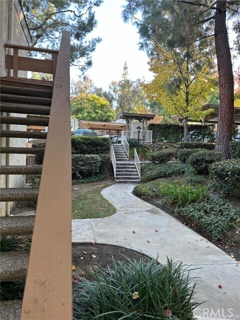 Building Photo - 22824 Hilton Head Dr