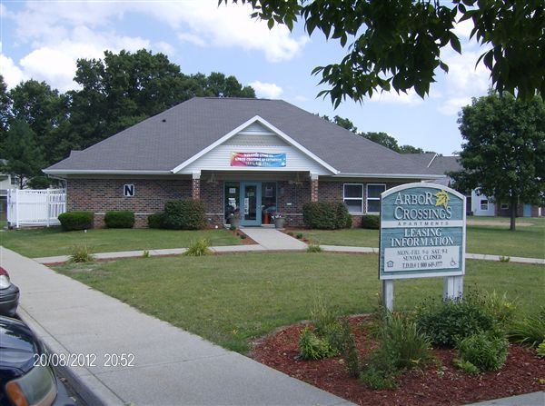 Primary Photo - 834 S Sheridan Dr