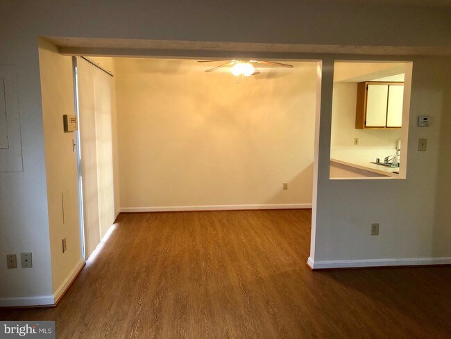 Building Photo - 46350 Columbus Dr
