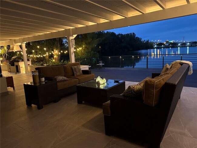 Foto del edificio - 7521 SW 56th St