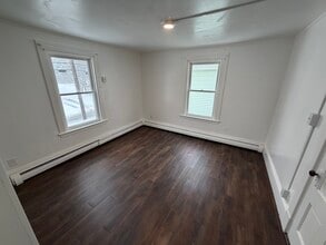 Building Photo - 66 3rd St