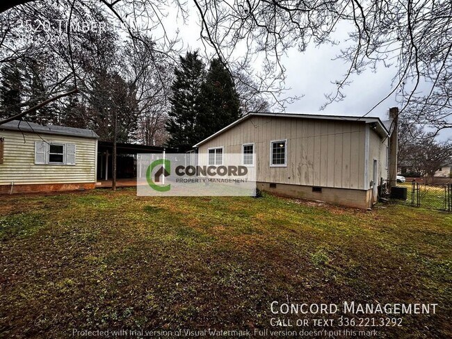 Foto del edificio - 2520 Timber Ln