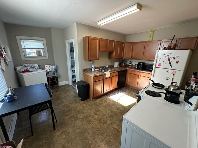 Photo - 2319 Chickasaw St Apartment