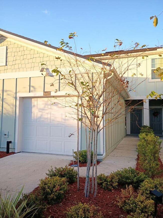 Foto del edificio - 8995 Gifford Dr