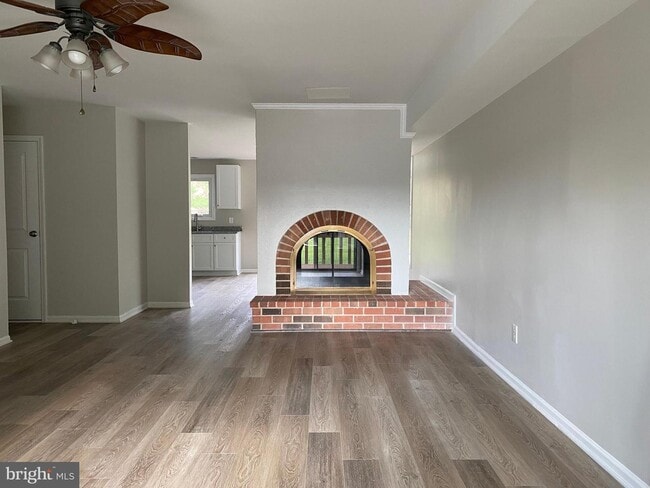 Building Photo - 4001 Brandywine Ct