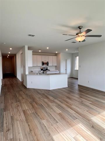 Building Photo - 408 Thorn Crk Dr