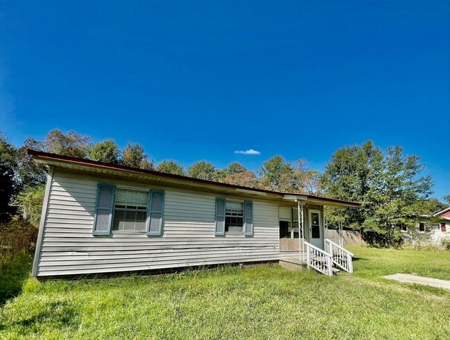 Cute Home and Move-in Ready - Cute Home and Move-in Ready