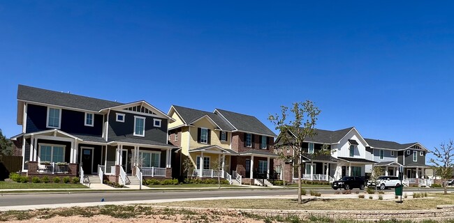 Building Photo - Vintage Township