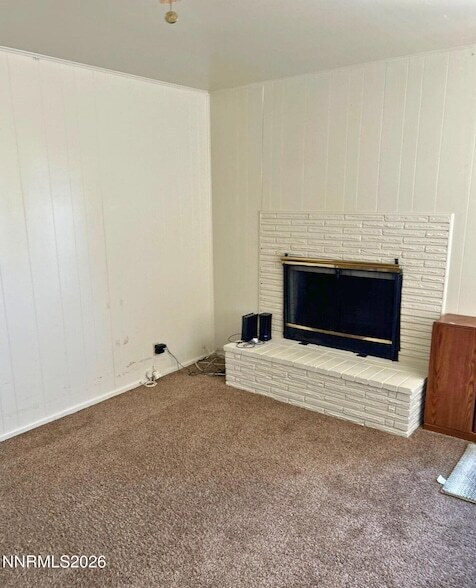 Foto del edificio - 1643 Lakeside Dr