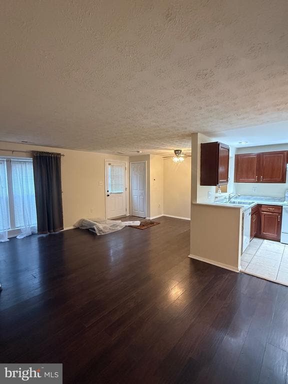 Foto del edificio - 13331 Whitechurch Cir