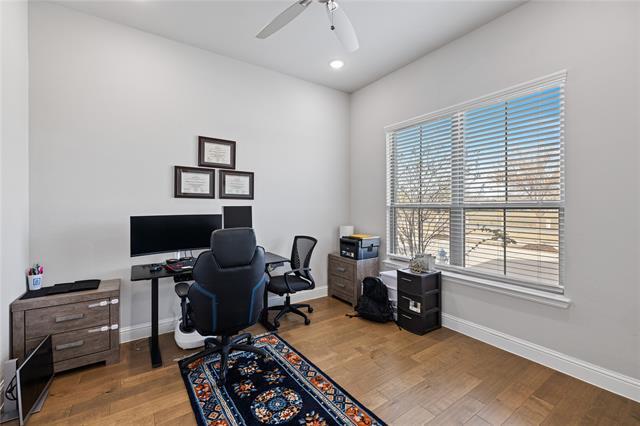 Foto del edificio - 484 Caitlyn Wy