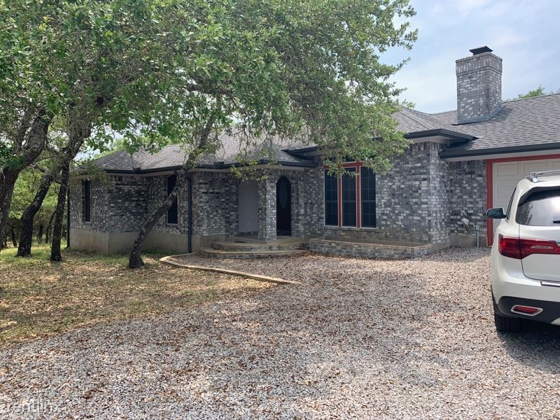 Foto principal - 3 br, 2 bath House - 401 Farrell Rd