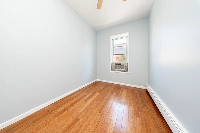 Foto del edificio - 33-34 9th St