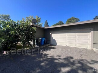 Building Photo - 5919 Montecito Blvd