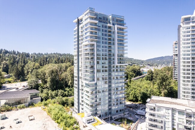 Construction Photo 7/22 - the Grande East Tower