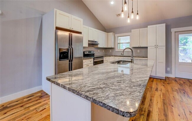 Foto del edificio - 4979 Snook Thompson Rd SE