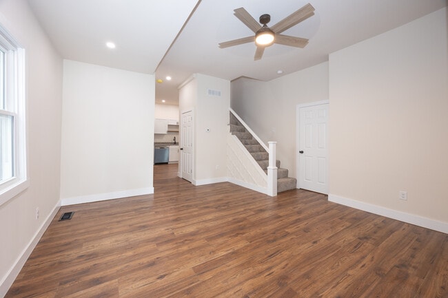 Sala de estar - 106 Ward Ave