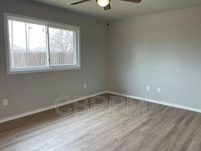 Foto del edificio - 6302 35th St