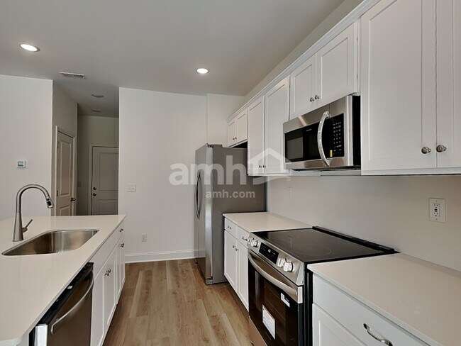 Foto del edificio - 1135 Livengood Wy