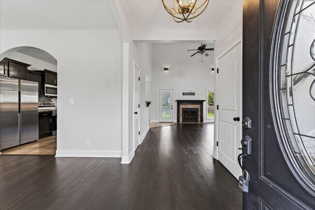 Foto del edificio - 3710 Windhaven Ct