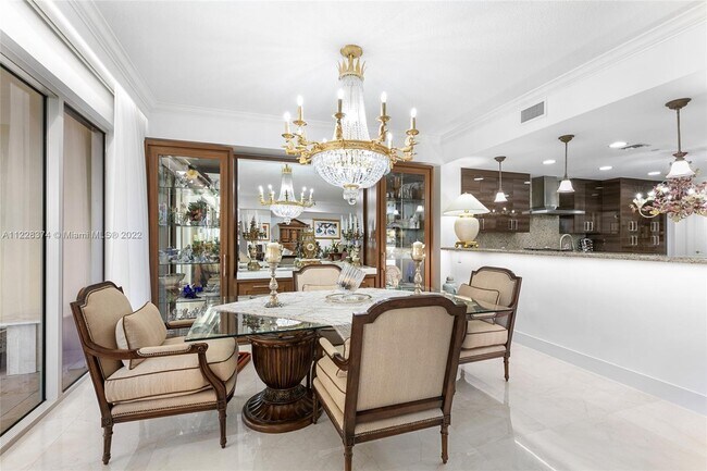 Foto del edificio - 3415 N Ocean Dr